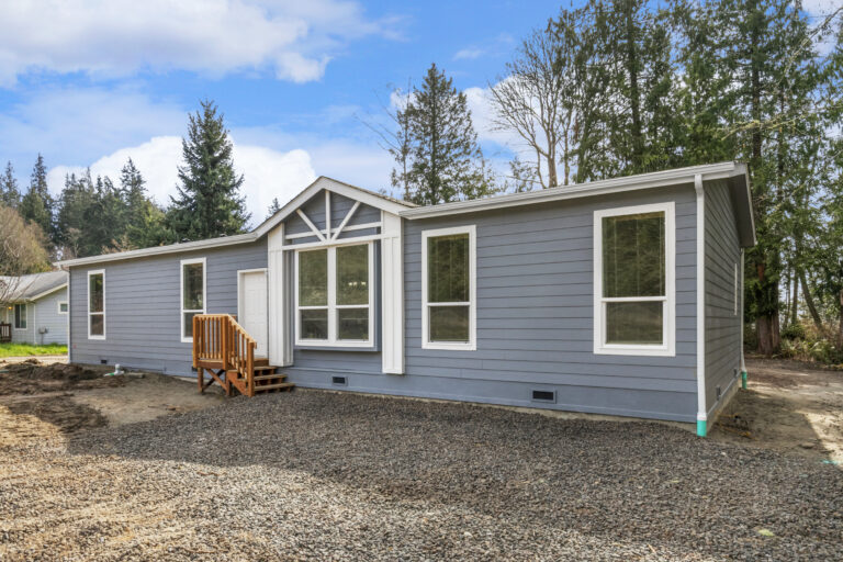 New manufactured home installed on an existing property in Kingston, WA