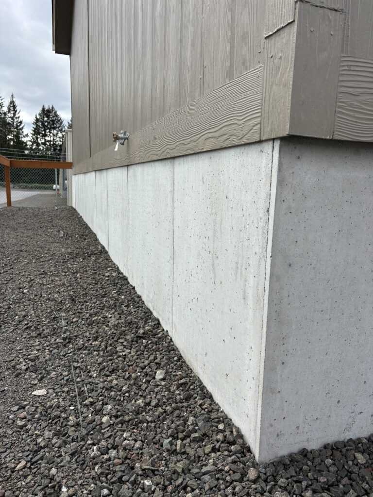 DuraSkirt concrete skirting on a manufactured home