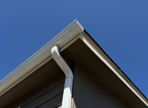 Gutters and drainage on a mobile home during a manufactured home condition assessment